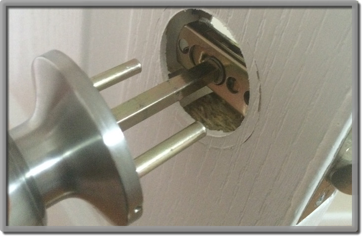 how to replace door handle